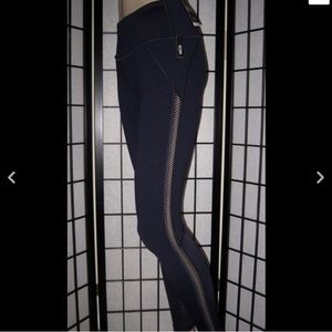 SOLD🚫❤️Knockout By Victoria Sport Tight❤️